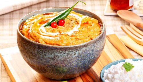 O vatapá, prato tradicional da Bahia, ficou entre os 100 melhores do mundo - Foto: ArtbyPixel / Shutterstock.com