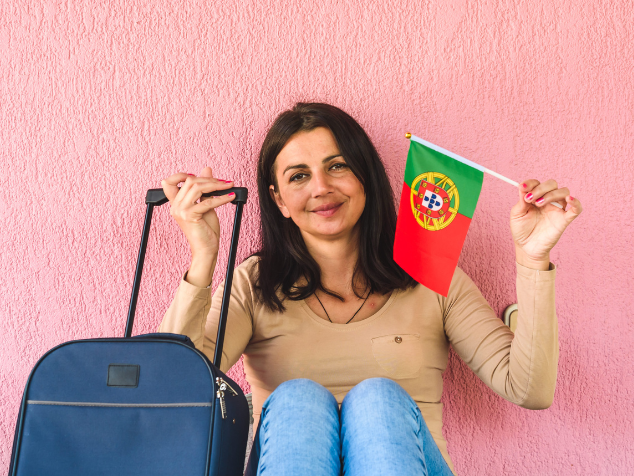 Com mudança na lei, o tempo de espera será contabilizado como parte dos cinco anos de residência exigidos para solicitar a cidadania portuguesa. - Foto: reprodução/Mirsad Sarajlic/Getty Images