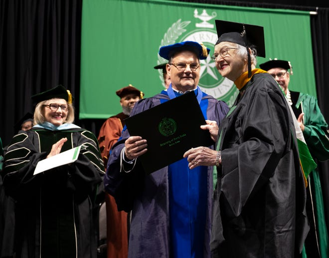 A vovó, apesar da idade, nunca pensou em desistir. Foto: Ahna Hubnik (University of North Texas).