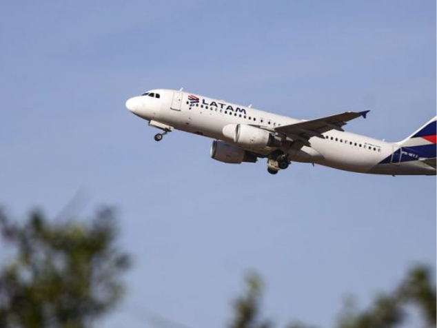 O programa Voa Brasil, que vai ofertar passagens áreas a R$ 200, começa dia 5 de fevereiro, antes do Carnaval. - Foto: Marcelo Camargo/Agência Brasil