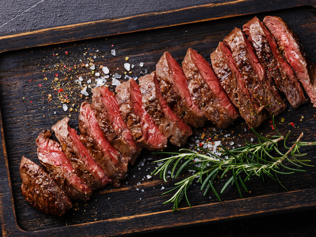 Carnes de segunda também são macias e saborosas, além de mais baratas. Separamos 6 que você pode comprar sem medo - Foto: Lisovskaya/Getty Images