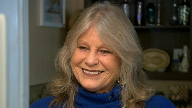 No dia que ia viajar, Cindy tinha levado uma queda. - Foto: Reprodução/CBS