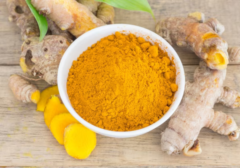 Entre os benefícios, estão a melhora na circulação sanguínea e a queima do colesterol ruim. Foto: Freepik.