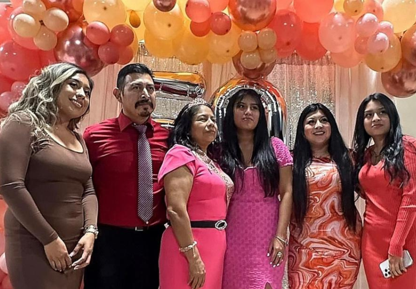 A surpresa de uma festa de debutante aos 50 anos foi muito emocionante e especial para Merida. - Foto: reprodução/arquivo pessoal