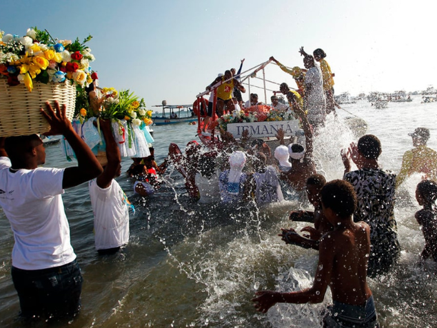 Dia de Iemanjá: festa em Salvador é considerada a mais tradicional do Brasil. - Foto: reprodução/Arisson Marinho