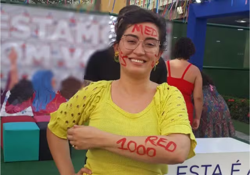 Mesmo sendo aprovada no doutorado, a estudante Indira não sossegou até passar em medicina, o grande sonho da vida dela. e deu certo! - Foto: Arquivo pessoal.