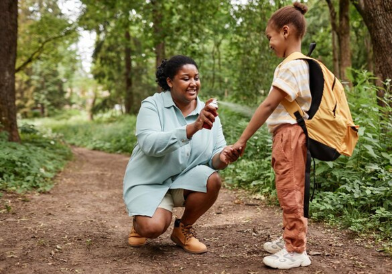 Os repelentes mais efetivos são aqueles com 25% de princípio ativo de icaridina. Foto: Freepik.