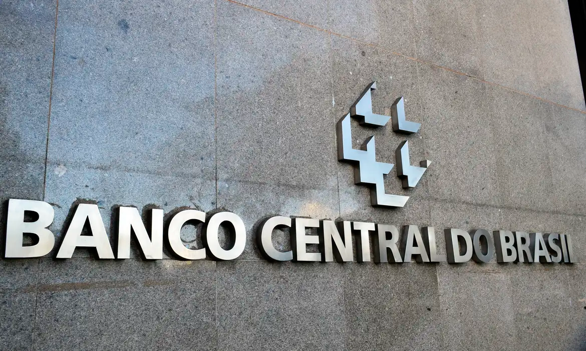 O Banco Central reforçou as normas de segurança: a consulta deve ser feita apenas no site oficial da instituição. Foto: Marcello Casal Jr (Agência Brasil).