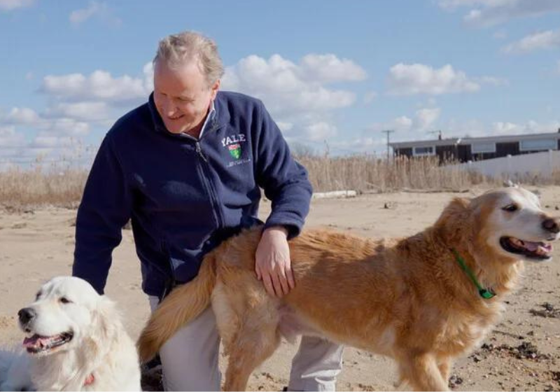 O professor Mark Mamula, de Yale, foi o responsável pelo desenvolvimento da vacina contra câncer em cães. Foto: Allie Barton.