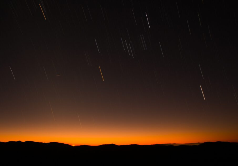 O calendário astronômico de abril chega recheado de fenômenos que começam dia 10. Veja. - Foto: Fernando Rodrigues/Unsplash.