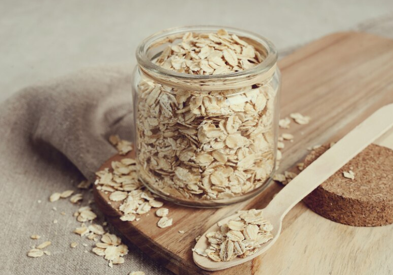 A aveia é uma fonte natural de melatonina. Foto: Freepik.