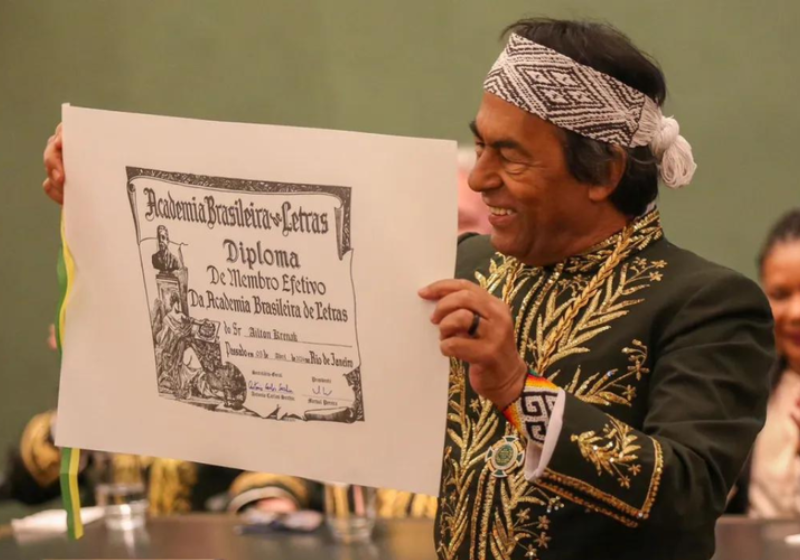 Ailton Krenak tomou posse na Academia de Letras e defendeu a causa indígena em seu discurso. - Foto: Ministério da Cultura.