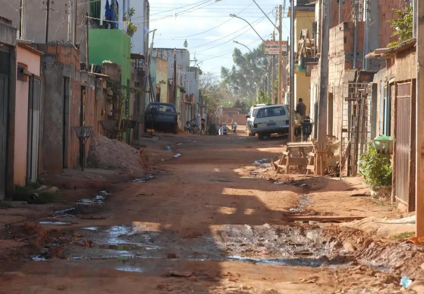 Programas sociais, como o Bolsa Família, podem ter ajudado a diminuir esse índice. - Foto: arquivo/Agência Brasil 