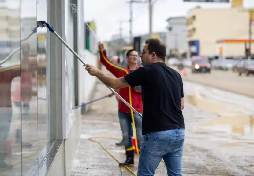  O valor total das medidas para ajudar as famílias pode ultrapassar R$7 mil. - Foto: CDL Rio Grande do Sul