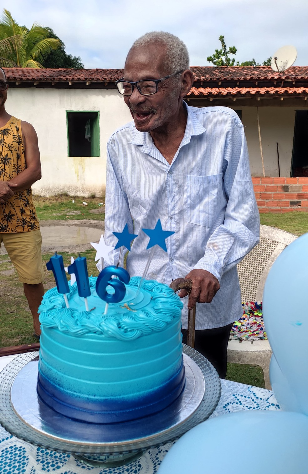 Olha como seu Joaquim estava super animado na festa de 116 anos. Foto: Arquivo pessoal.