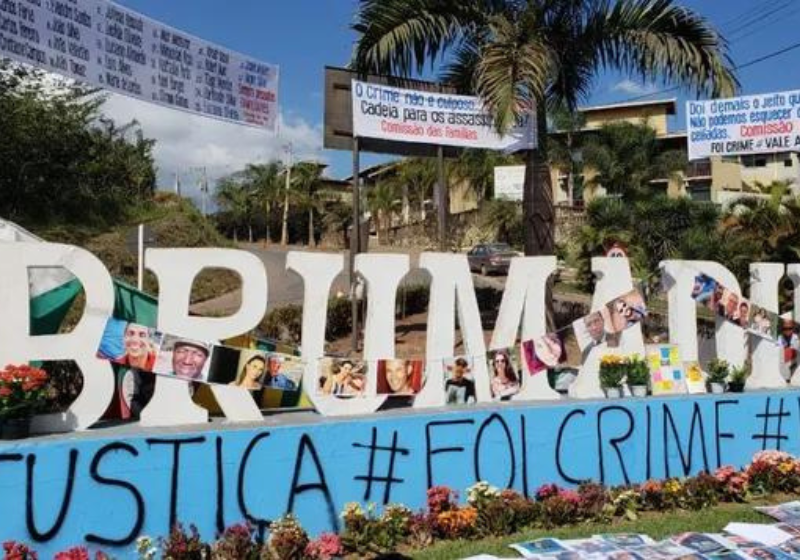 As famílias de Brumadinho, que foram ajudadas pelo Brasil inteiro na época do rompimento da barragem, vão doar milhões da indenização paga pela Vale. Elas querem ajudar as vítimas do RS. Foto: Raquel Freitas/G1 Minas.