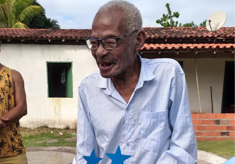 Seu Joaquim, o idoso da Bahia, comemorou 116 anos em alto estilo neste fim de semana. - Foto: Arquivo pessoal.