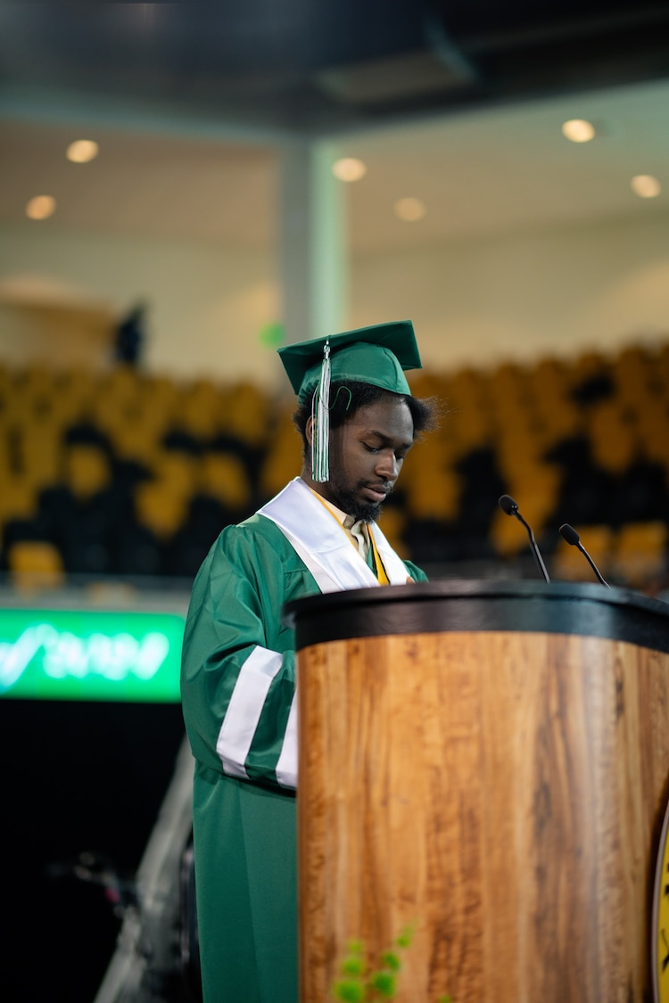 Fã da Marvel, ele quer cursar Design Gráfico. Vai com tudo, rapaz! Foto: Collegiate Academies.