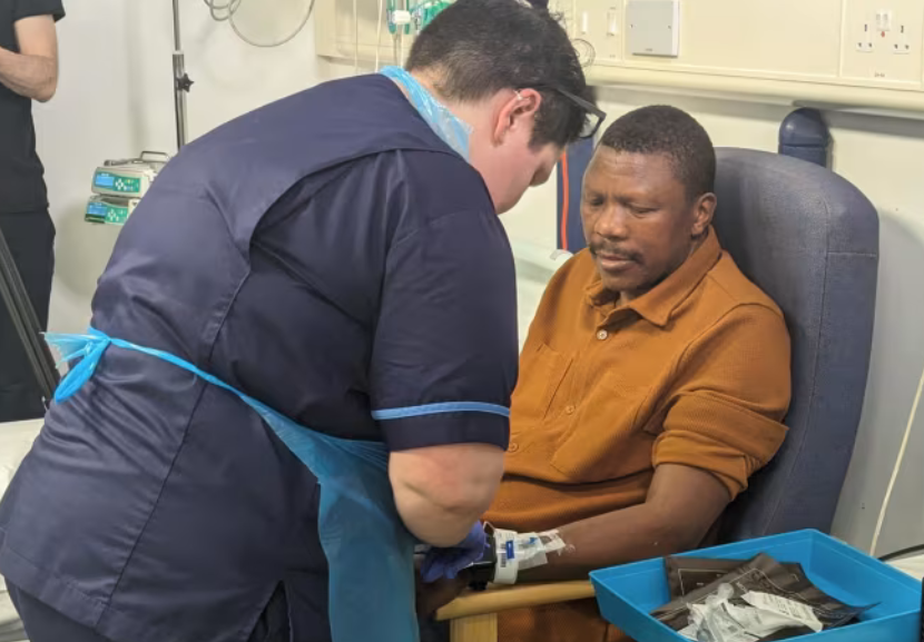  Segundo os pesquisadores, depois de 20 anos de investigação, a área das vacinas contra o câncer está finalmente dando resultado. - Foto: NHS England/PA Wire