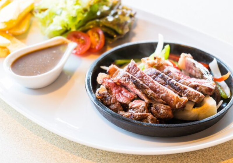 Reduzir a carne na dieta diminui, e muito, o risco de doenças. Foto: Freepik.