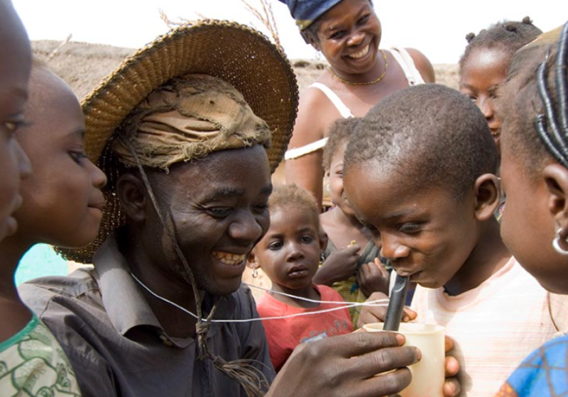 Depois de registrar zero casos da doença do verme Guiné, o mundo caminha para erradicar a doença. Foto: Carter Center/L.Gubb.