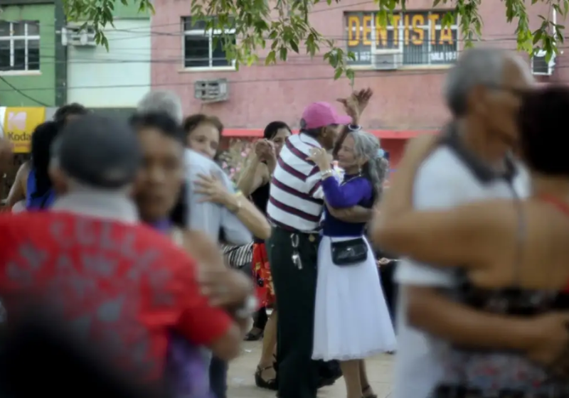 A esperança de vida do brasileiro aumentou. Homens: 76 anos, mulheres para 73. Os dados são do IBGE. Foto: Agência Brasil