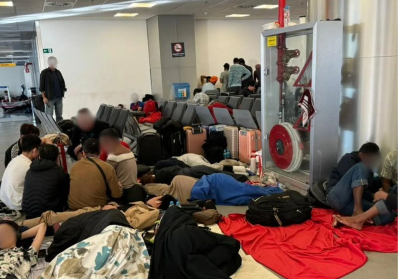 O Brasil vai acolher 400 imigrantes que estão há meses no Aeroporto de Guarulhos, em São Paulo. Foto: CNN