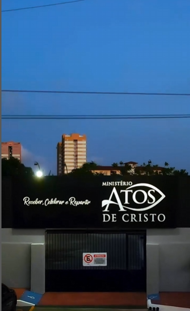 A cena foi gravada em frente a igreja Atos de Cristo, em Fortaleza. Foto: @atosdecristo/Instagram.