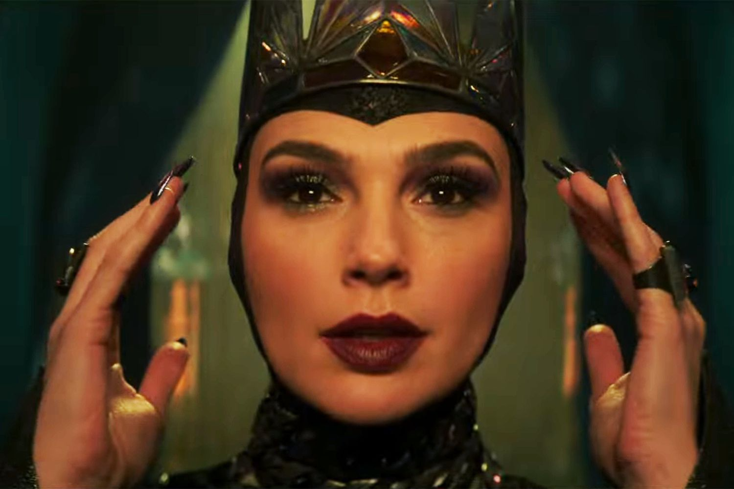 Gal Gadot vai viver Evil Queen. Foto: Disney.