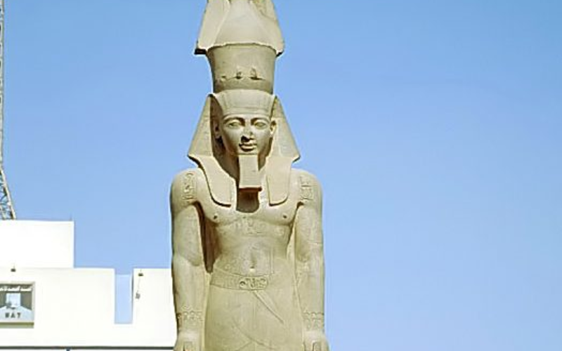 Estátua de Ramsés II: peças eram usa por ele e seus homens de confiança 