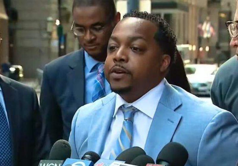 Condenado injustamente, esse homem provou a sua inocência e vai receber US$ 50 milhões de dólares. Foto: Fox32Chicago.