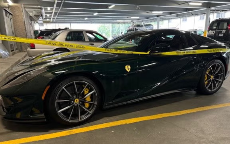 Polícia localiza Ferrari furtada graças ao fone de ouvido da Apple, conectado no automóvel. O carro vale cerca de R$ 3,2 milhões. - Foto: The Drive