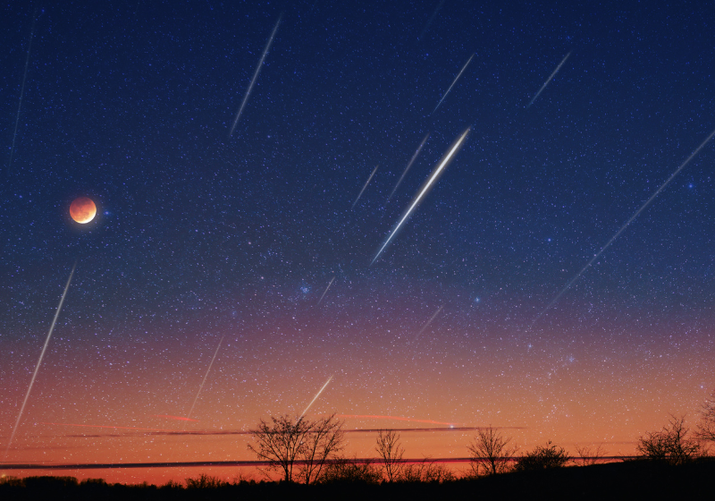 A chuva de estrelas cadentes com meteoros poderá ser vista no Brasil - Foto: Canva