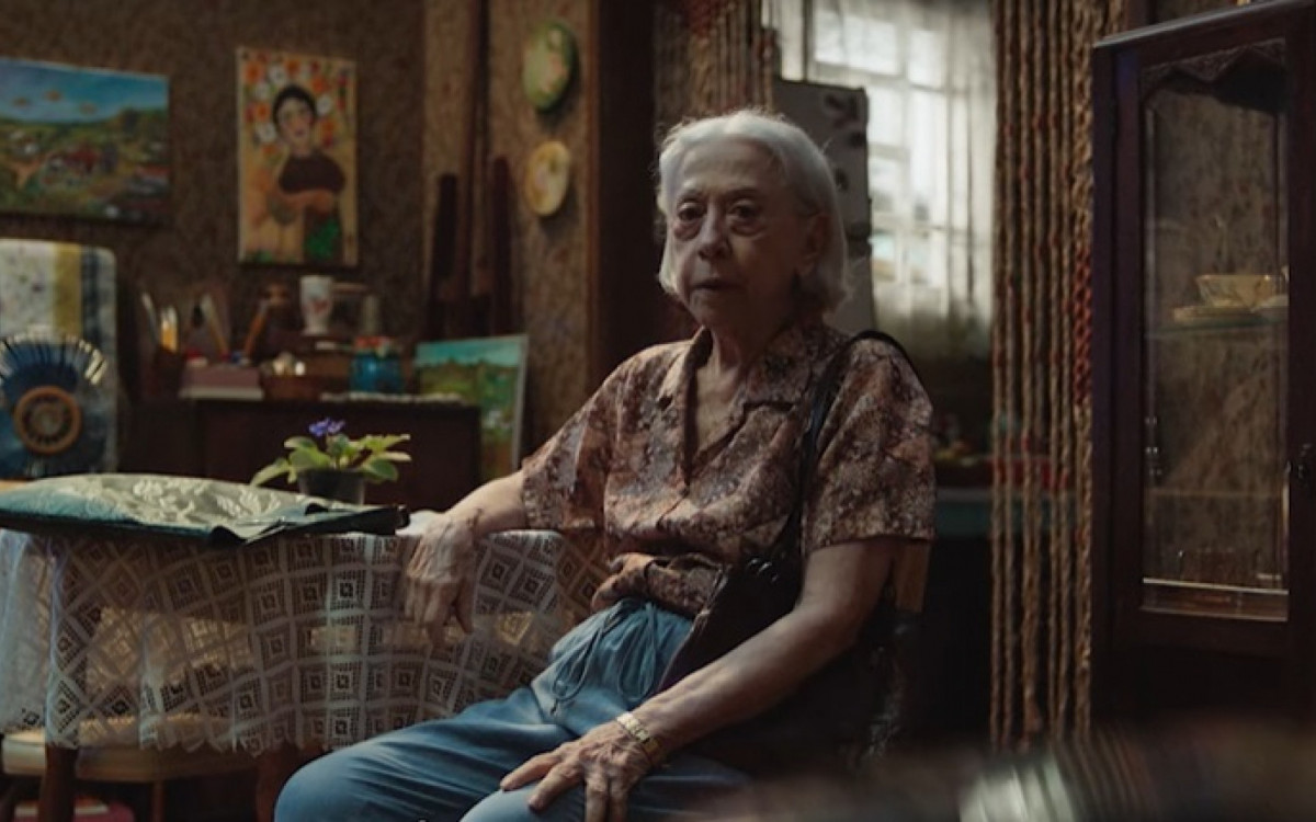 Dona Vitória foi responsável por acabar com uma esquema de tráfico na região onde morava. - Foto: Sony Pictures