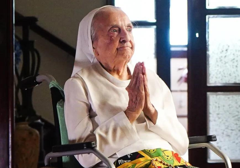 Inah Canabarro Lucas é a brasileira mais velha do mundo. Muito religiosa, ela atribui o segredo da longevidade à espiritualidade. - Foto: LongeviQuest