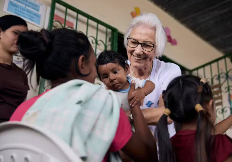 A Rosita Milesi, religiosa brasileira, será premiada em Genebra pelo seu lindo trabalho com refugiados. - Foto: ACNUR/AFP