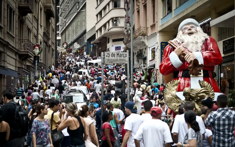 Pesquisa feita pelo IBGE mostra queda nos níveis de pobreza e pobreza extrema no Brasil, um recorde histórico. Mas os desafios para as mulheres, pretos e pardos persiste. - Foto: Agência Brasil/Marcelo Camargo