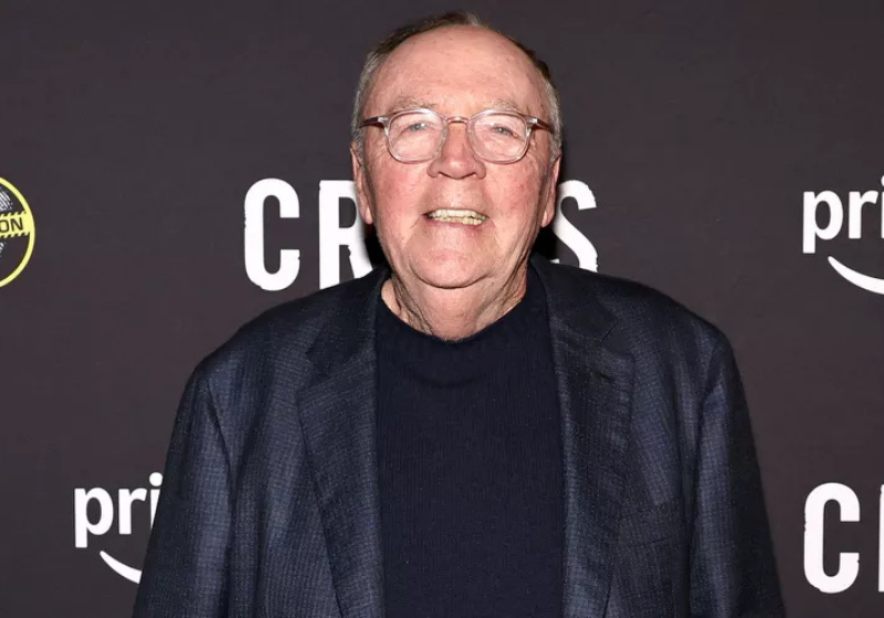 James Patterson, escritor best-seller, doou a generosa quantia para 600 funcionários de livrarias curtirem as férias de fim de ano. - Foto: Jamie MCCarthy/Getty