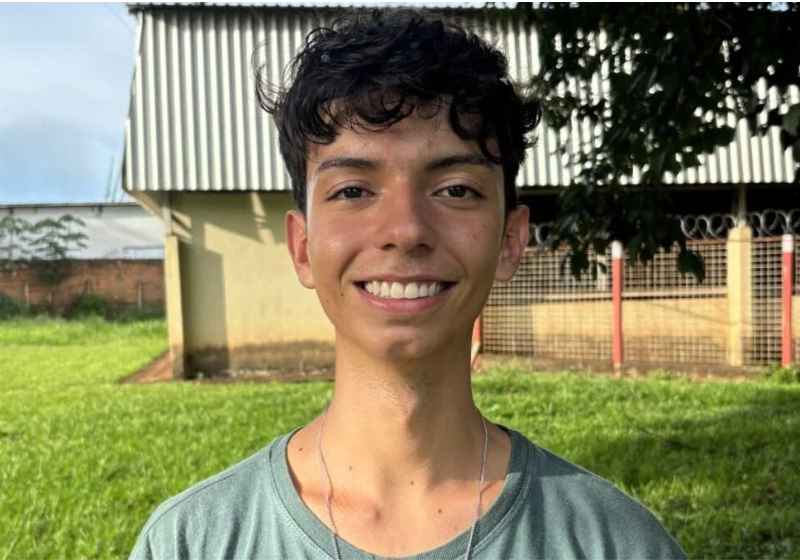 O aluno Pedro, de Goiás, saiu de escola pública para vencer um desafio internacional da Nasa. - Foto: Arquivo pessoal