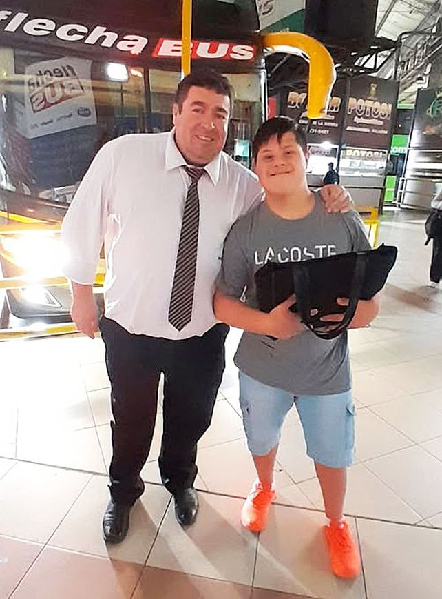 Leo já tinha perdido as esperanças, mas ficou aliviado ao receber o notebook. - Foto: Reprodução/InfoPalmares