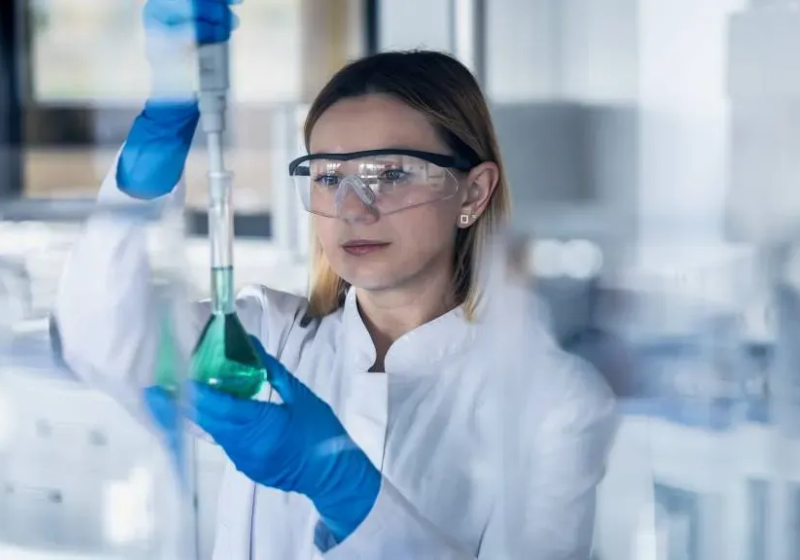 Cientistas chineses desenvolveram uma técnica que recupera baterias de lítio e preserva o meio ambiente. Eles querem aperfeiçoar ainda mais para coloca-la disponível no mercado. Foto: Ecency