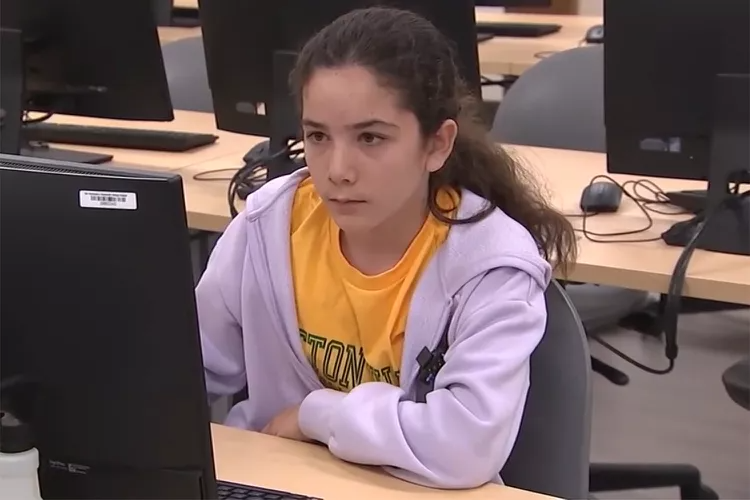 Para o pai da menina, a carreira da filha está apenas começando - Foto: Your Sant Antonio News Source/YouTube