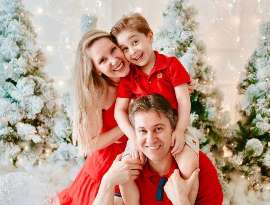 A família de Thomas leva a inteligência do menino com muita leveza. - Foto: Arquivo pessoal