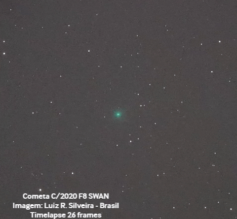 O cometa SWAN é conhecido por ter um brilho esverdeado. - Foto: Luiz R.Silveira
