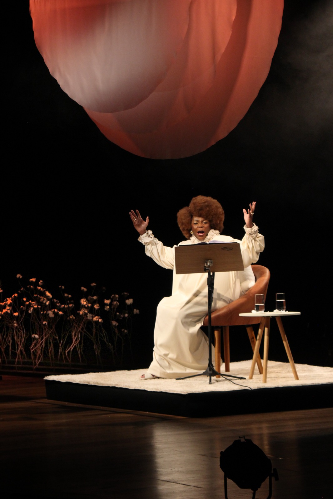 O espetáculo “Vou fazer de mim um mundo”, com Zezé Motta, termina neste fim de semana no CCBB em Brasília e segue para outros Estados. -  Foto: Valentina Lassen