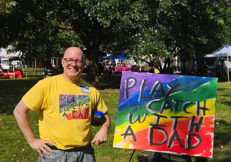 John, um pai heterossexual dos EUA, criou um projeto para acolher a comunidade LGBTQ+. - Foto: John Piermatteo