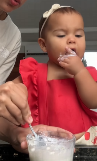 Na casa da Damiany a cozinha é lugar de criança sim! - Foto: @namaladanutri/Instagram