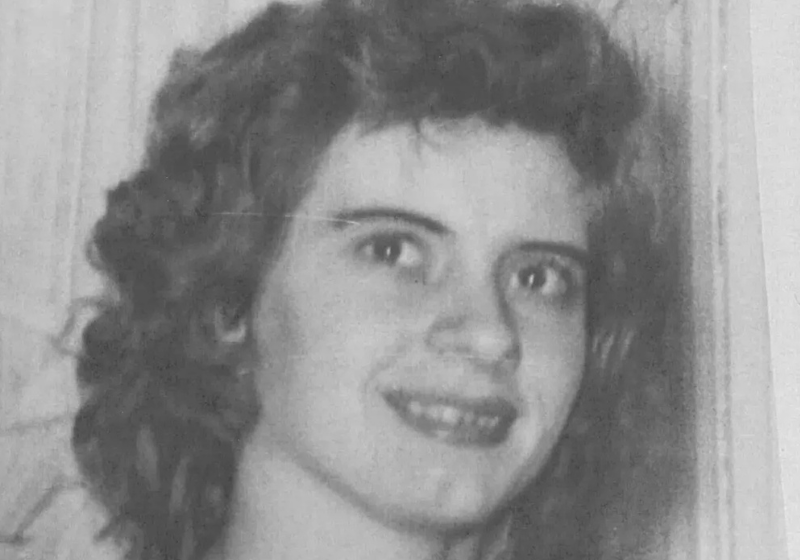 Mulher desaparecida há 60 anos é encontrada viva; fugiu de agressões Desaparecida há 60 anos, esta mulher, dos Estados Unidos, foi finalmente localizada. Ela contou que fugiu porque sofria agressões do ex-marido. - Foto: Wisconsin Doj/Sauk Co Sheriff