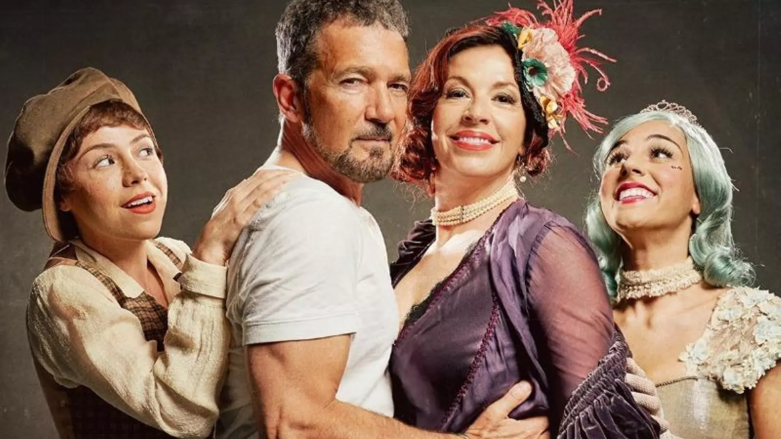 Segundo Banderas, Gypsy cresceu entre os músicos e atores nos bastidores da peça. - Foto: RTVA