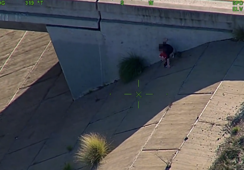 O garoto estava muito assustado, foi no fim deu tudo certo. Que ação! - Foto: San Diego Sheriff